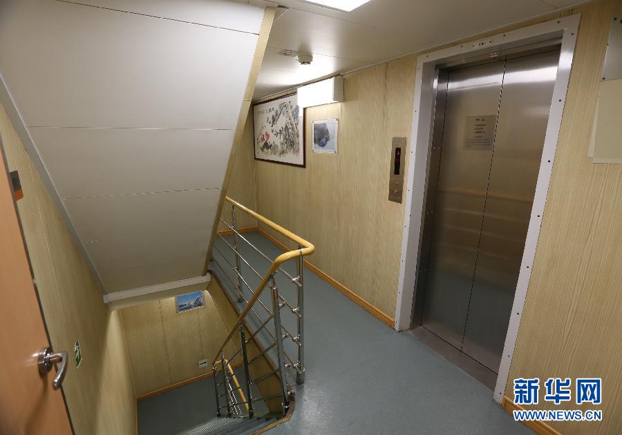 What is inside China's icebreaker ‘Xuelong’？