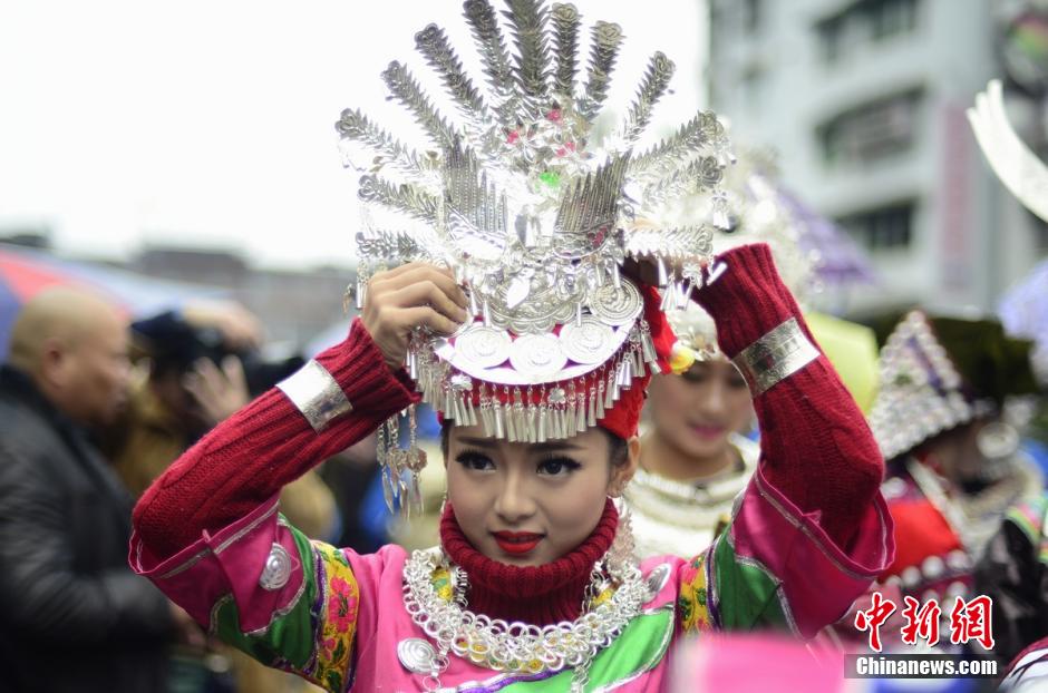 Ethnic costumes show in C China