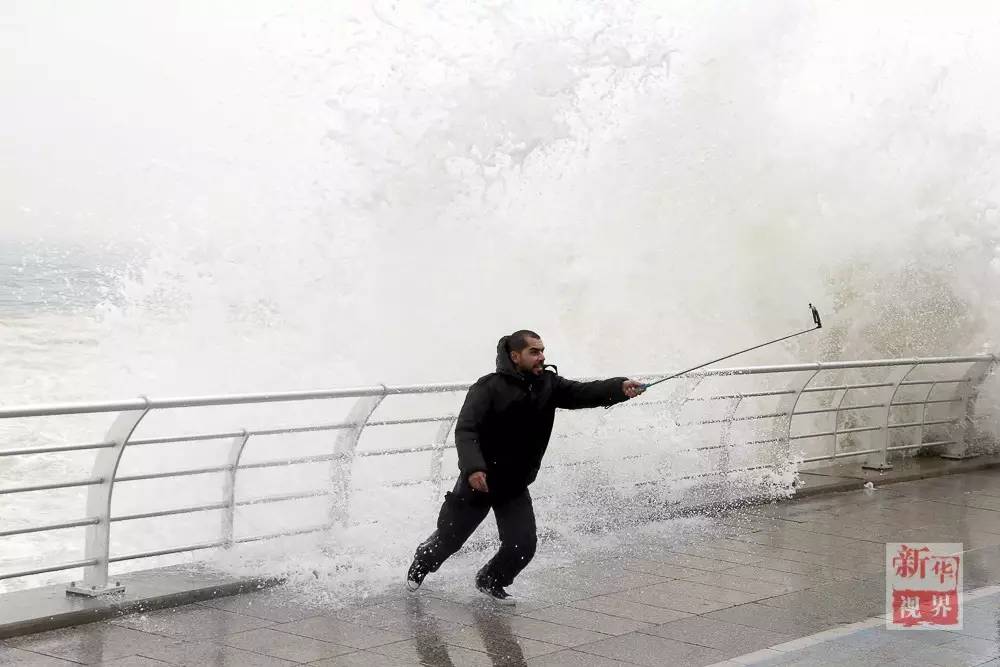 18 most amazing selfies ever taken
