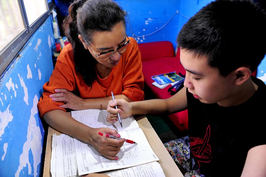 Mother demonstrates love for autistic son by becoming his 'classmate'