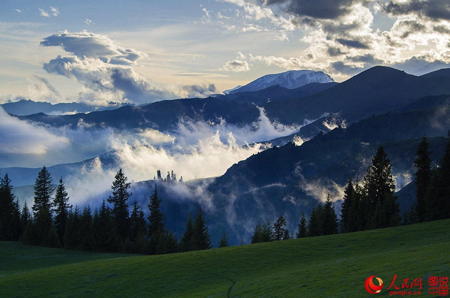 The breathtaking Aketasi grassland in NW ?China?'s Xinjiang