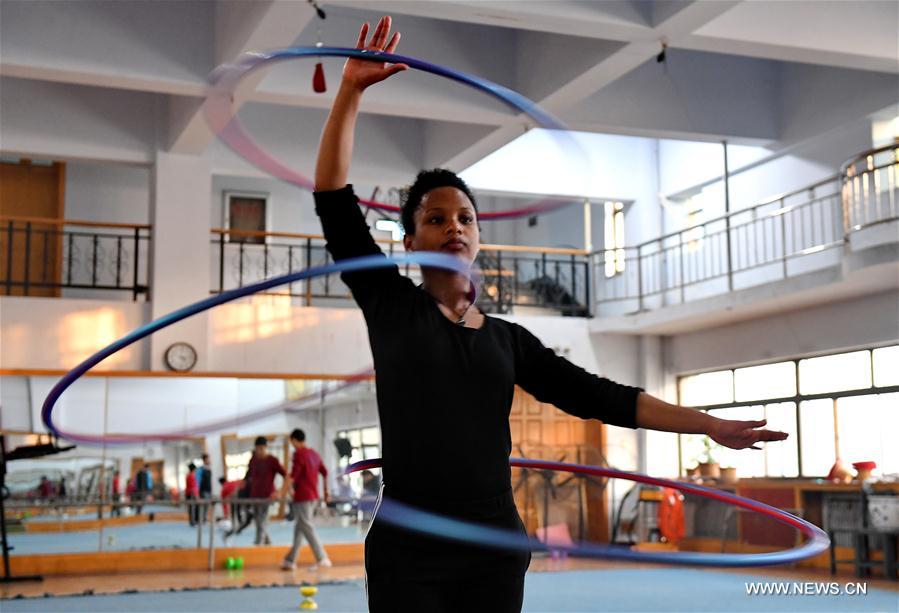 Foreign students from Ethiopia, Laos and other nations came to receive one-year training of acrobatics in Wuqiao in this July