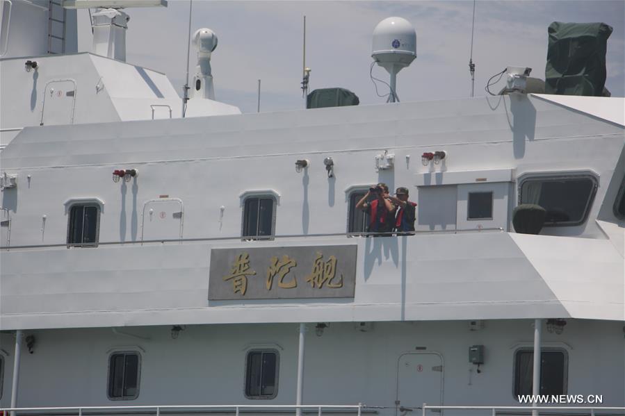 8 missing after fishing boat sinks in east China