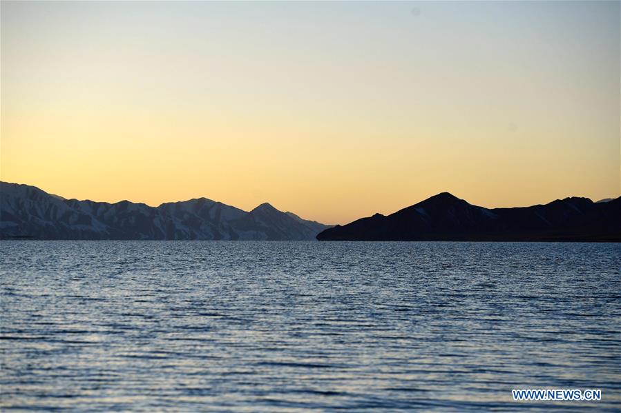 Lake scenery in Maduo County, NW China's Qinghai