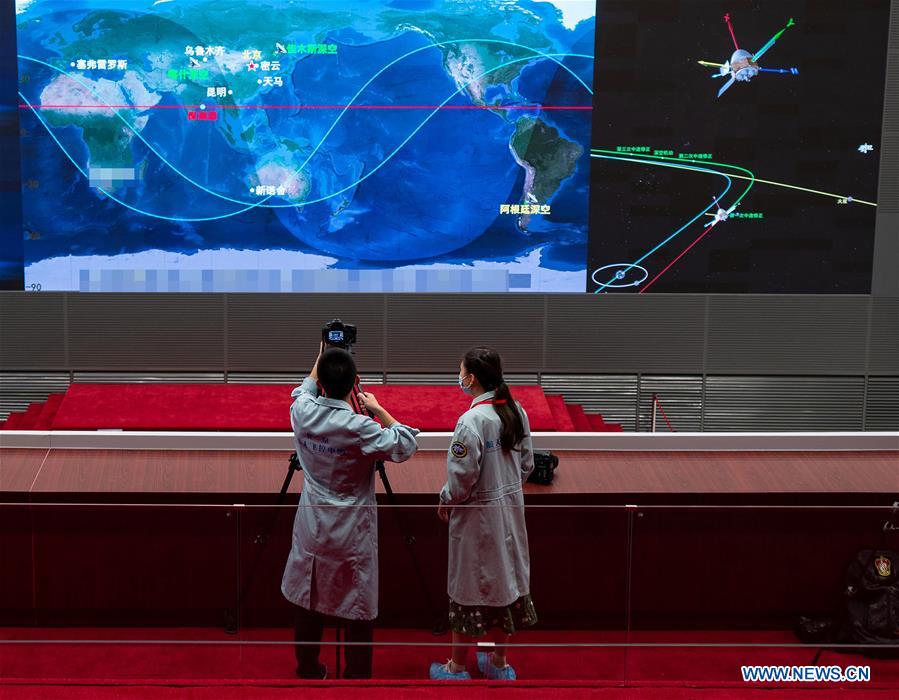 China's Mars probe completes first orbital correction
