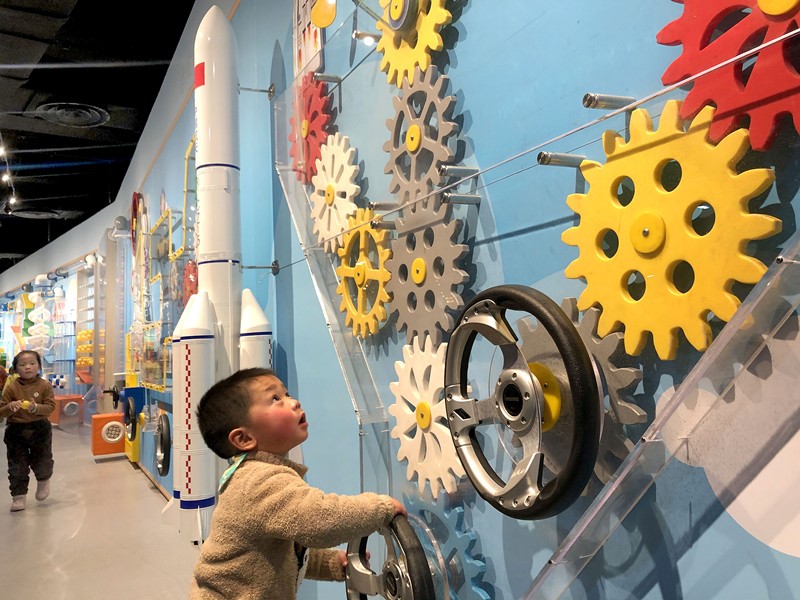 China must drive growth through scientific, technological innovation