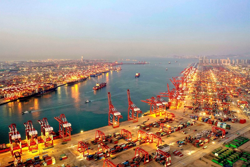 How are China's economic, social development goals for 2021 determined?