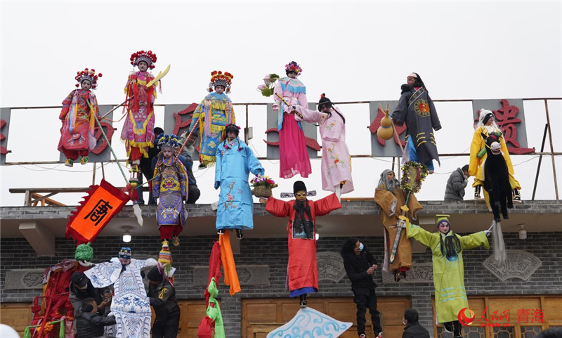 Traditional Taige parade for upcoming Spring Festival held in NW China’s Qinghai