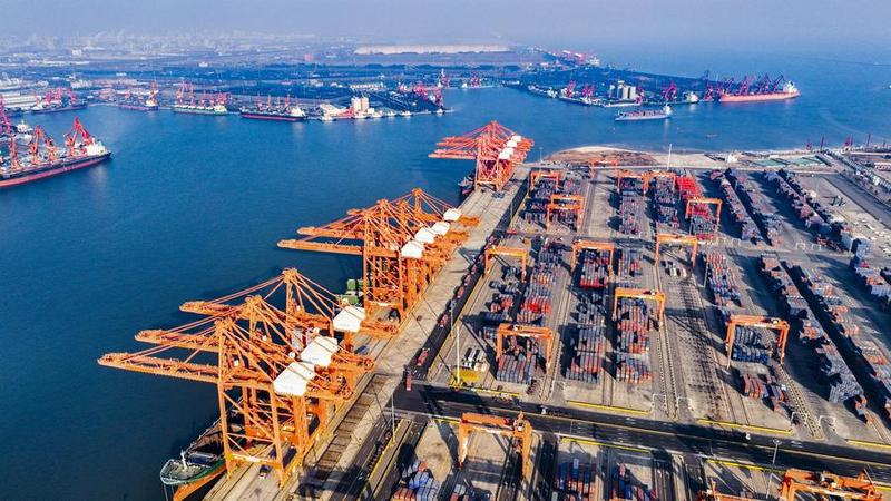 China won't bow to US' global tariff storm