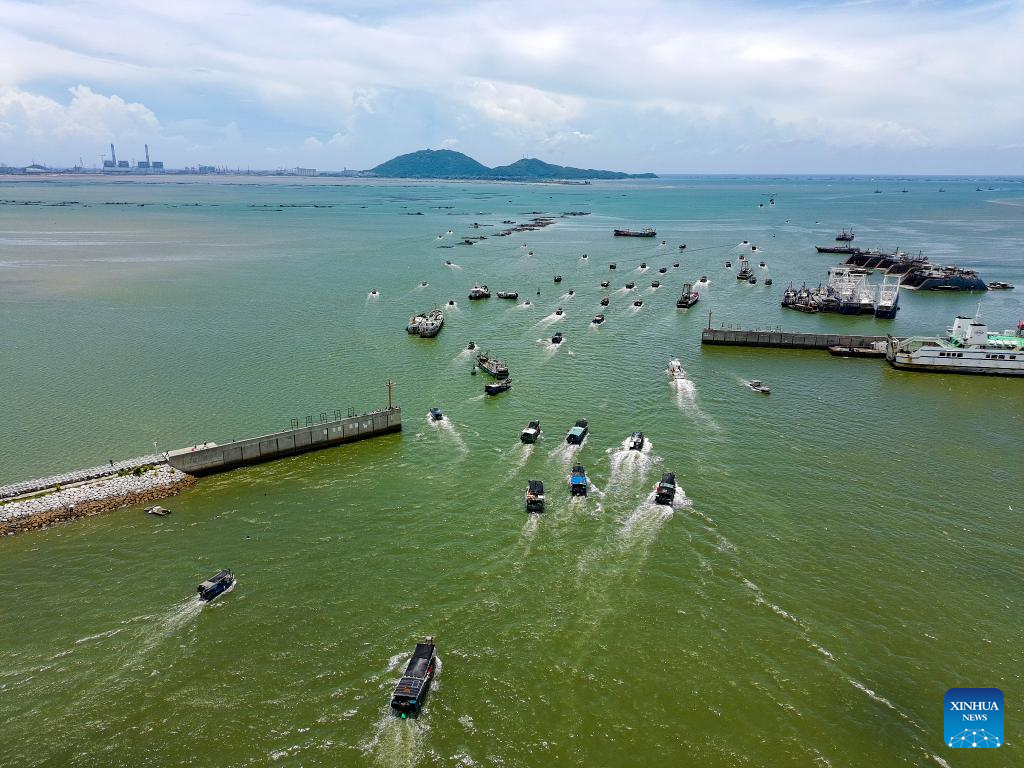 Fishing season starts in South China Sea