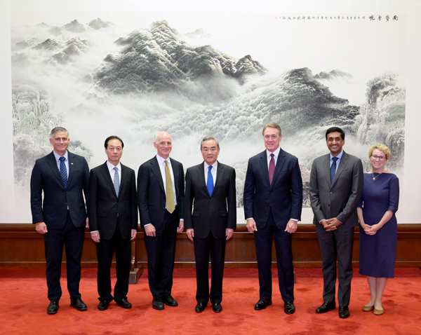 Chinese Foreign Minister Wang Yi, also a member of the Political Bureau of the Communist Party of China Central Committee, meets with a US congressional delegation led by Representative Adam Smith in Beijing on September 23, 2025. Photo: Website of Ministry of Foreign Affairs 